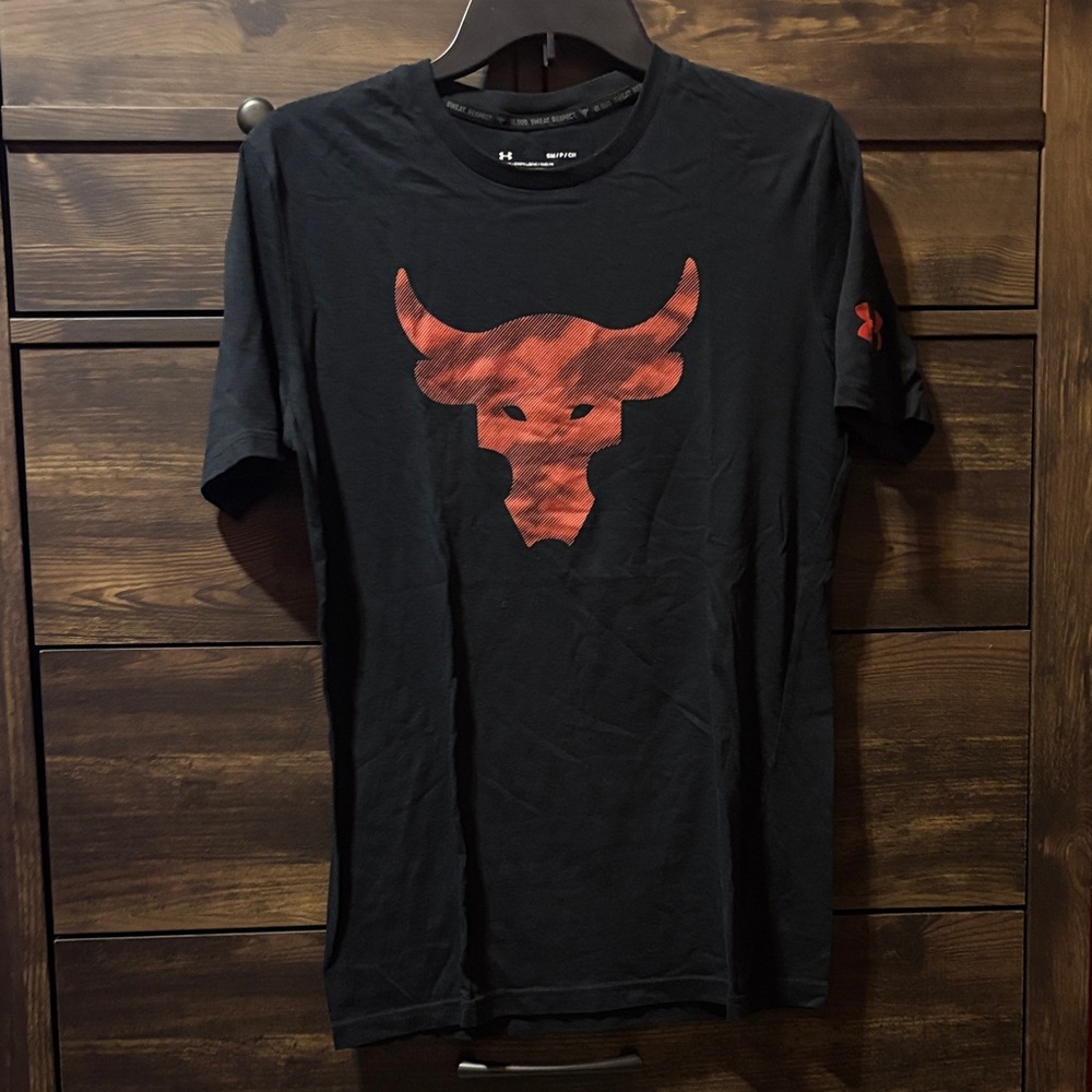 Under Armour Men’s Rock Short Sleeve Tee